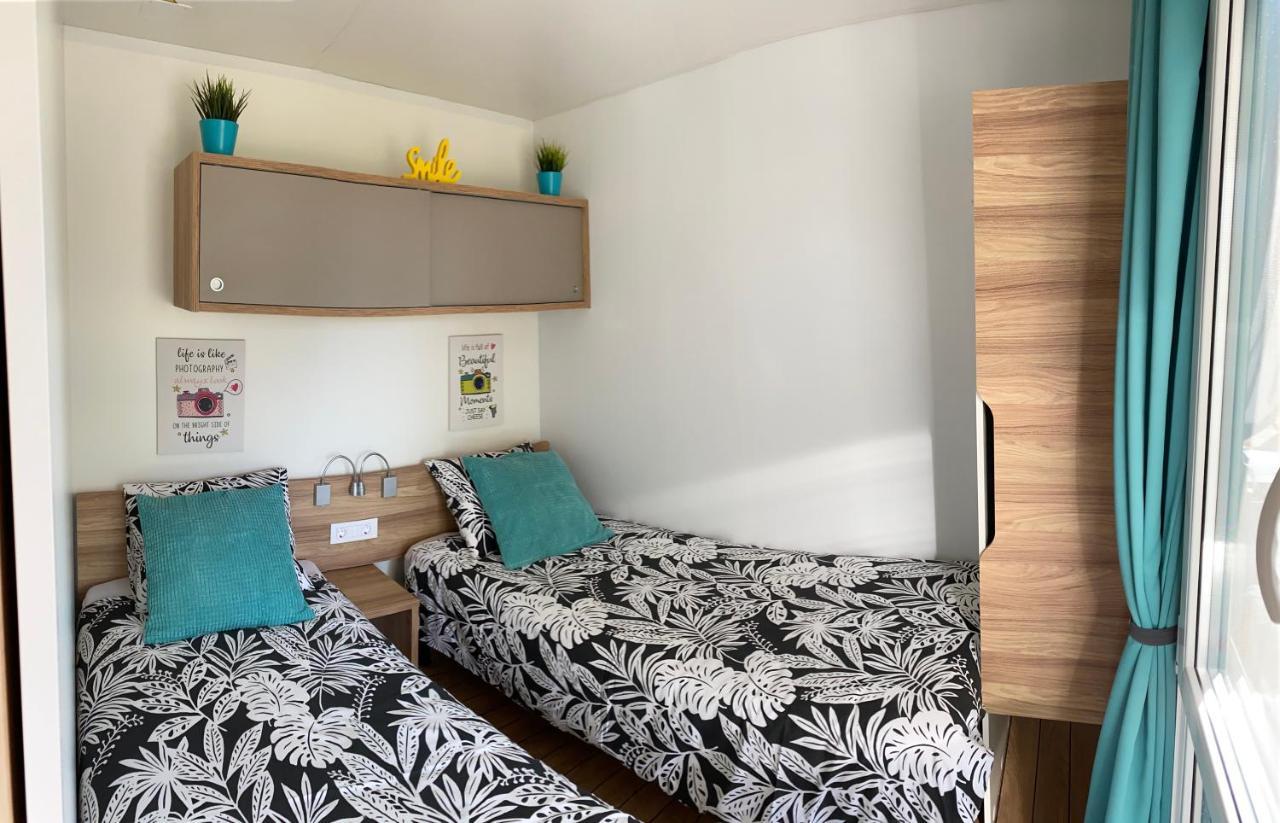 Mobile Home Biondina Camp Porton Nature Hideouts Rovinj Exterior foto
