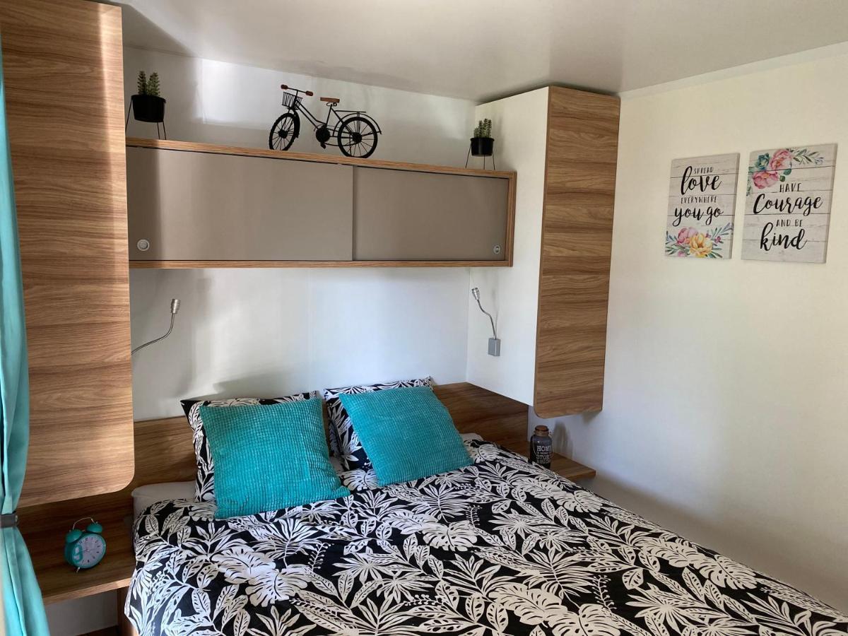 Mobile Home Biondina Camp Porton Nature Hideouts Rovinj Exterior foto